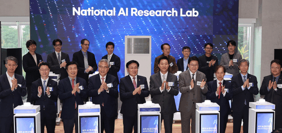 discover how ai collaboration is transforming industries and driving innovation in south korea. explore key partnerships, cutting-edge research, and the future of artificial intelligence in this dynamic region.